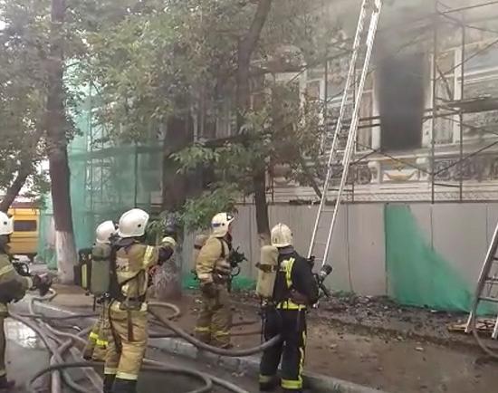 Литературный музей Горького горит в Нижнем Новгороде