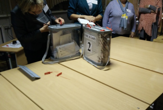 Переносные урны для голосования пользовались повышенным спросом на множестве участков в Нижнем Новгороде