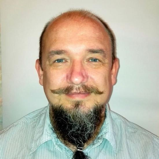 Фото улыбающегося нижегородца не приняли в паспортном столе