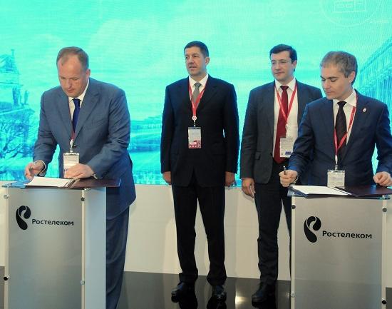 Более 330 «умных остановок» должны установить в Нижнем Новгороде в 2018 году