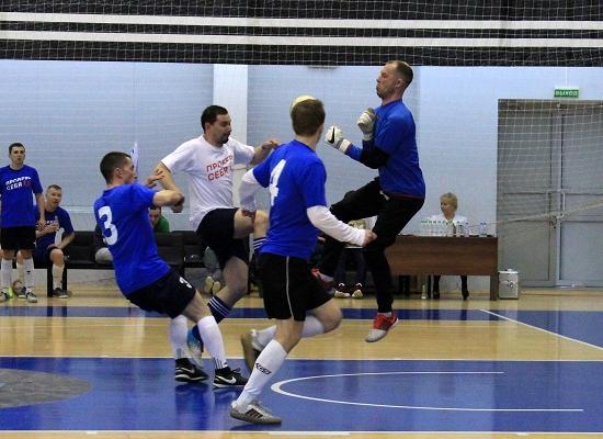 Нижегородским школам дали право бесплатно пользоваться имуществом ФОК